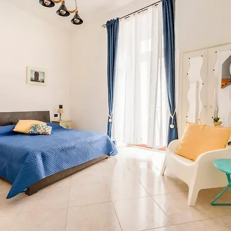 L'onda Del Mare: Marina Seaview Panoramic Loft Apartment